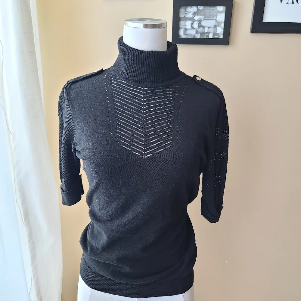 Black turtle neck sweater size M with gold buttons - Picture 1 of 5
